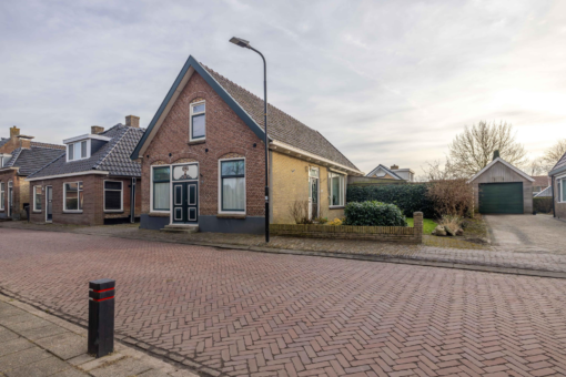 Schoolstraat 25 Jistrum - Hoofdafbeelding.jpg