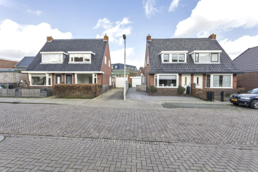 Slotstraat 4 Surhuisterveen - Afbeelding 3.jpg