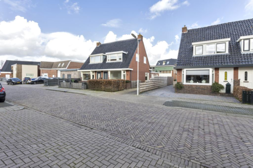 Slotstraat 4 Surhuisterveen - Afbeelding 9.jpg