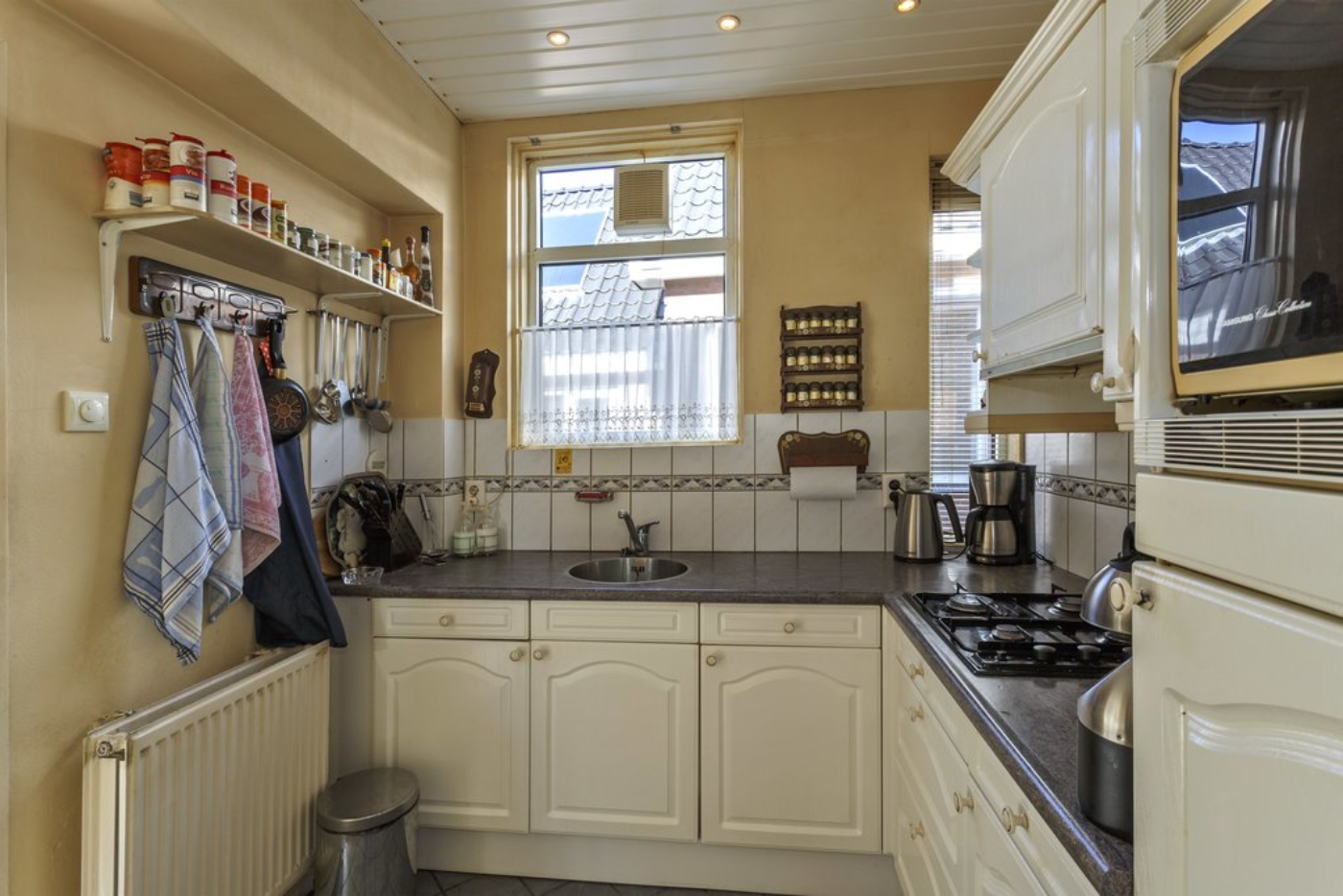 Slotstraat 5 Surhuisterveen - Afbeelding 2.jpg