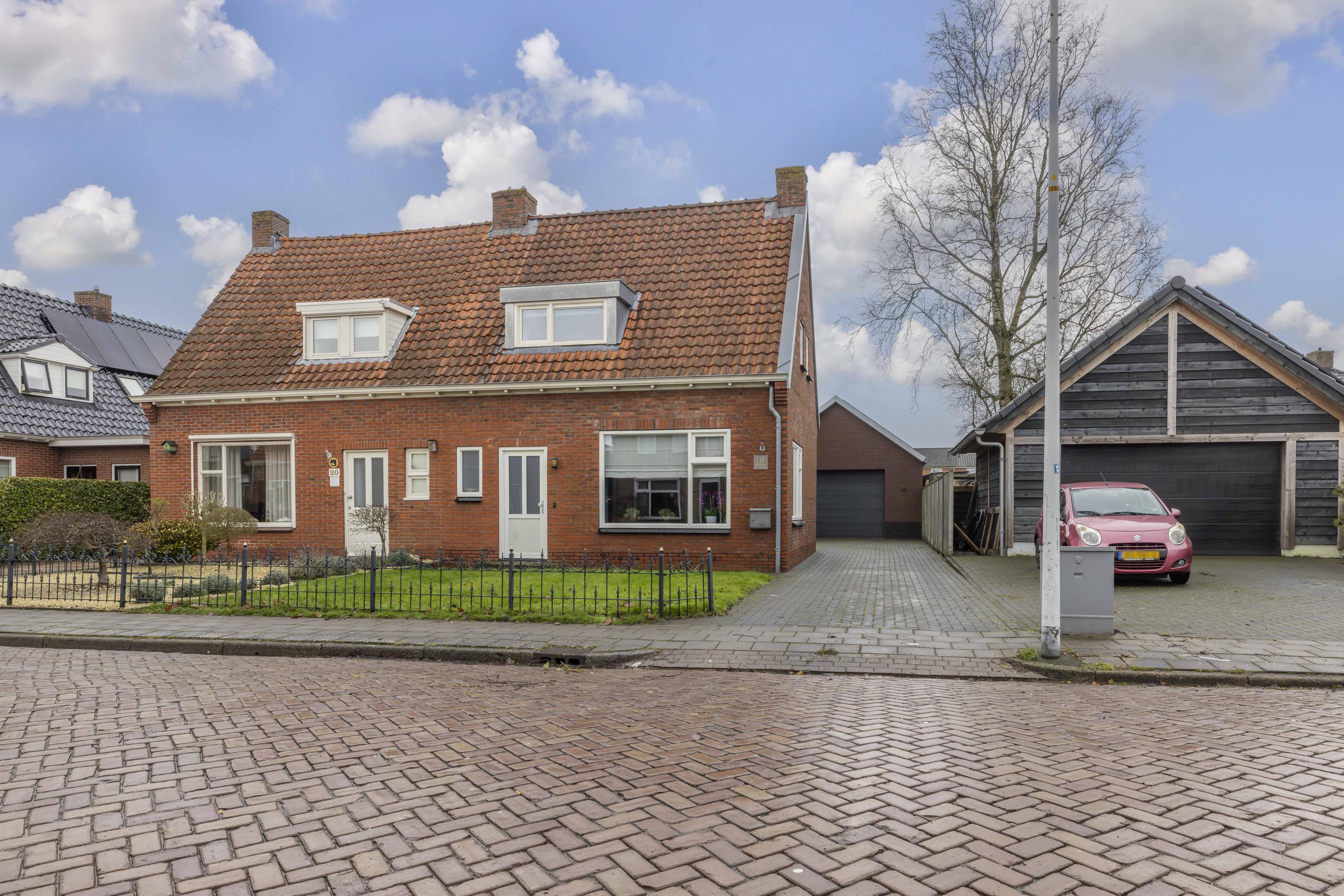 Taeke Schuilengalaan 18 Surhuisterveen - Afbeelding 4.jpg