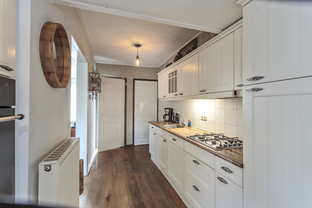 Taeke Schuilengalaan 41 Surhuisterveen - Afbeelding 3.jpg