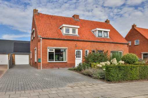 Taeke Schuilengalaan 67 Surhuisterveen - Hoofdafbeelding.jpg