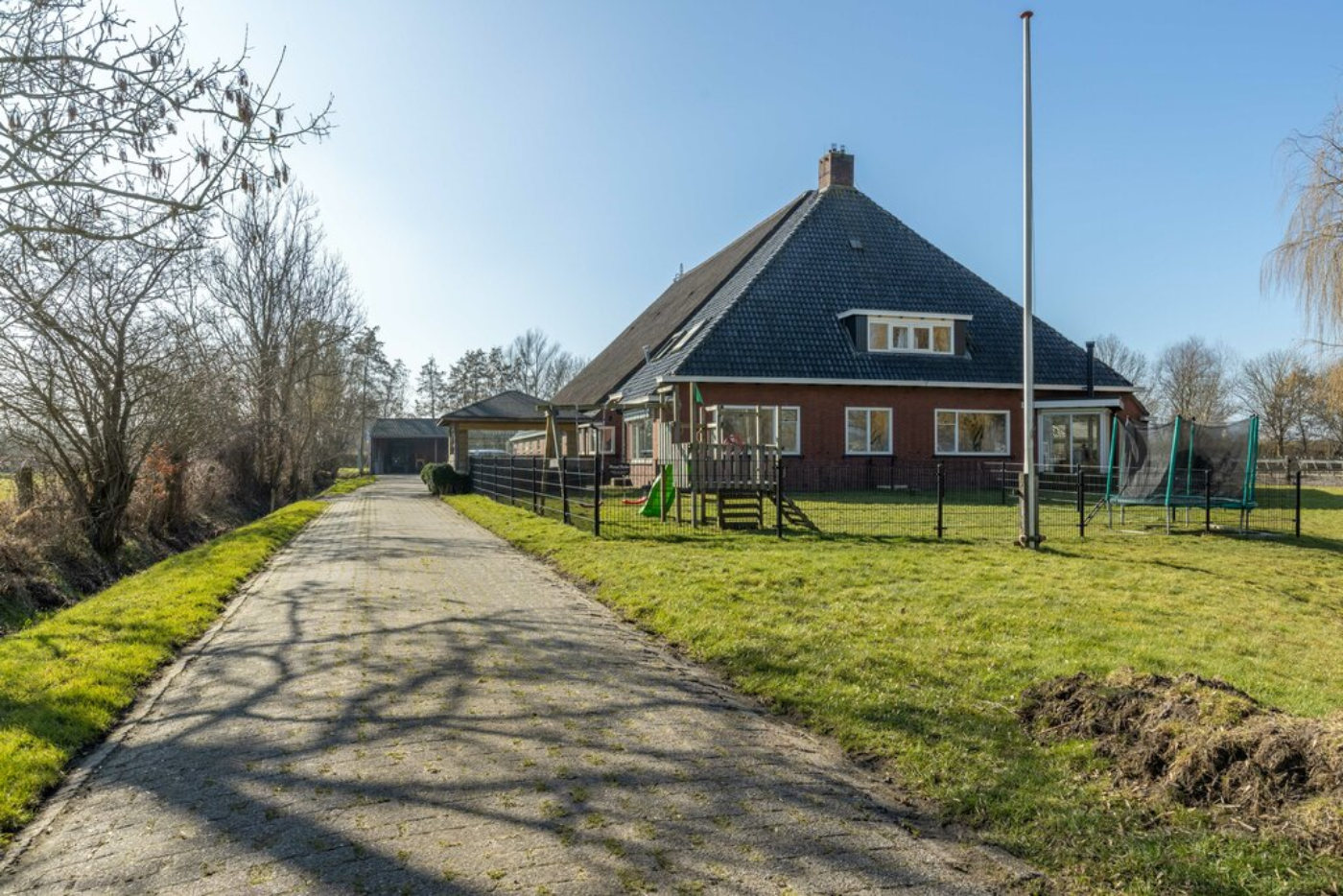 Tillewei 21 Drogeham - Hoofdafbeelding.jpg