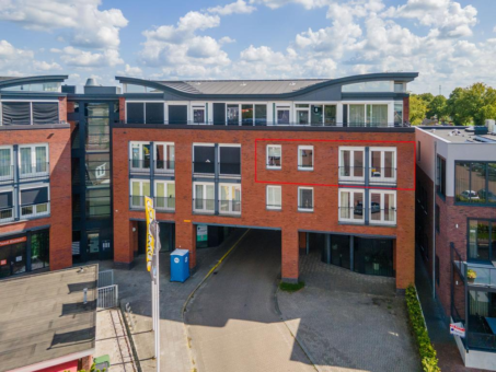 Torenplein 87 Surhuisterveen - Hoofdafbeelding.jpg