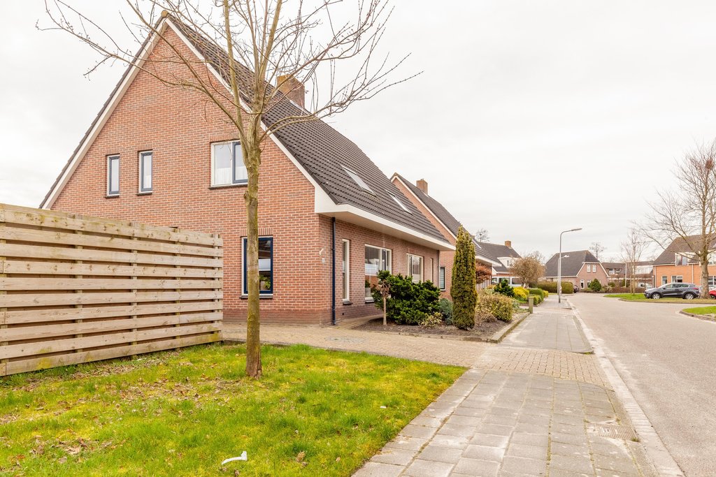 Torenvalk 82 Surhuisterveen - Afbeelding 9.jpg