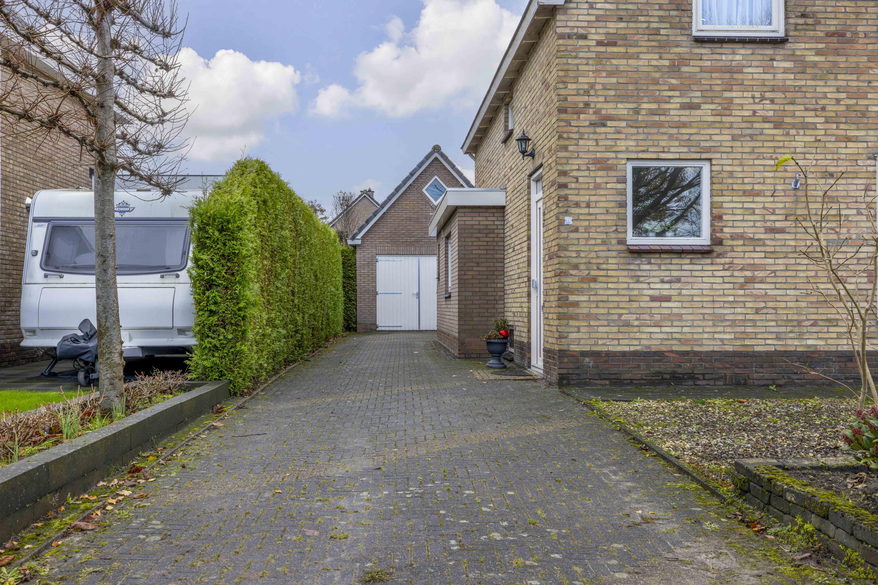 Van Voortstraat 11 Surhuisterveen - Afbeelding 38.jpg