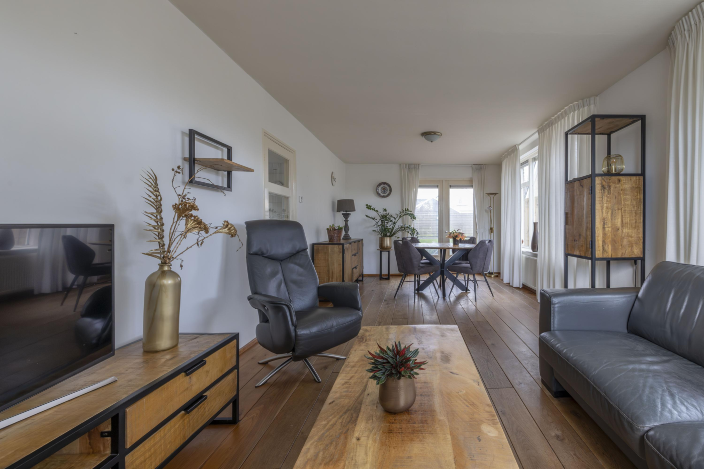 Van Voortstraat 11 Surhuisterveen - Afbeelding 4.jpg