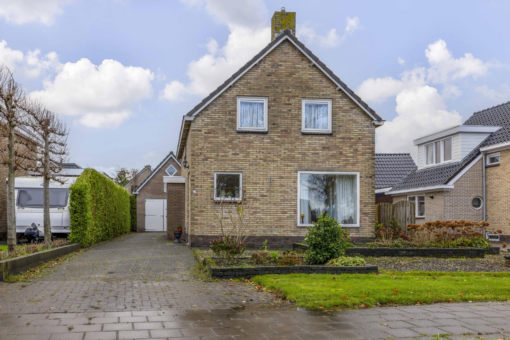 Van Voortstraat 11 Surhuisterveen - Hoofdafbeelding.jpg