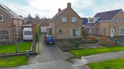 Van Voortstraat 11 Surhuisterveen - Afbeelding 43.jpg