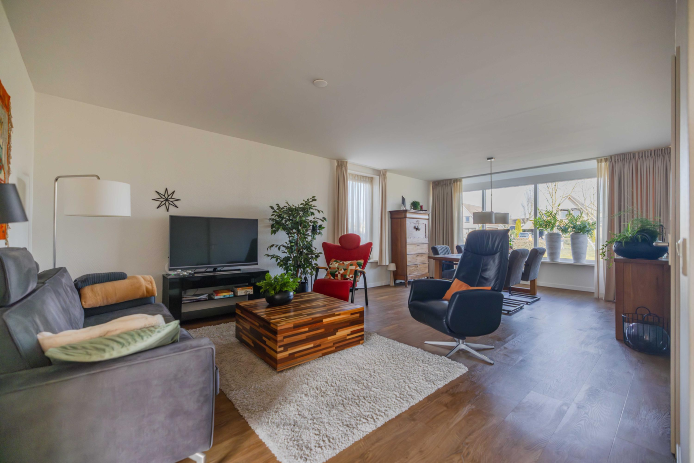 Veenderij 16 Surhuisterveen - Afbeelding 2.jpg