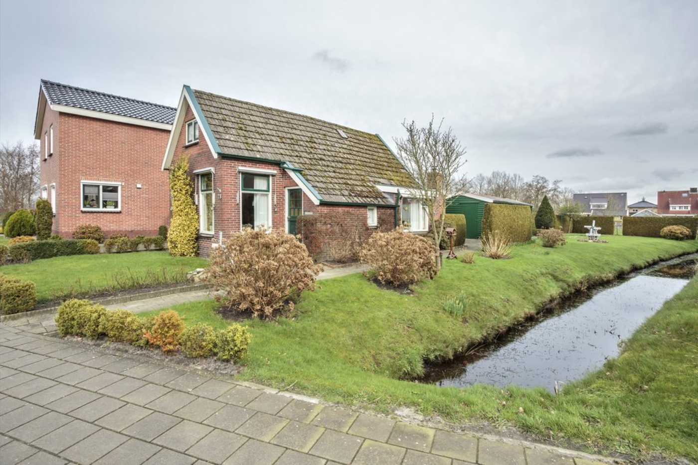 Vierhuisterweg 28 Surhuisterveen - Afbeelding 2.jpg