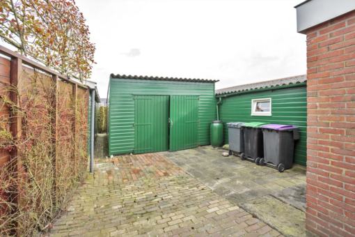 Vierhuisterweg 28 Surhuisterveen - Afbeelding 3.jpg