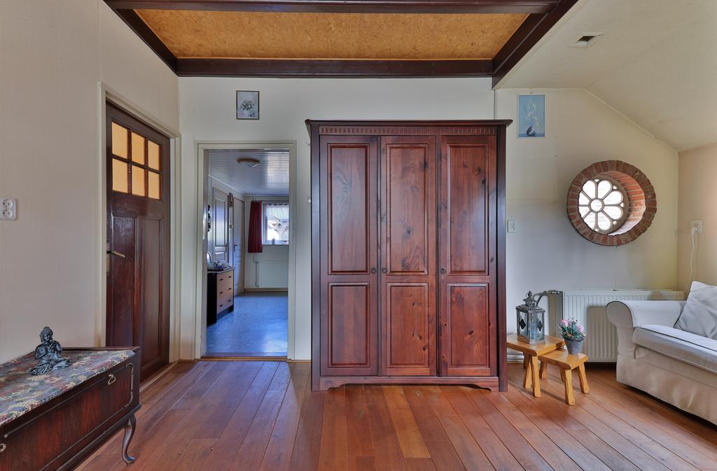 Vierhuisterweg 4 Surhuisterveen - Afbeelding 15.jpg