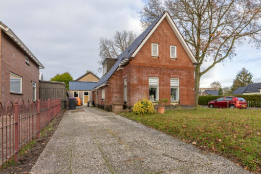 Warmoltsstrjitte 25 Harkema - Hoofdafbeelding.jpg