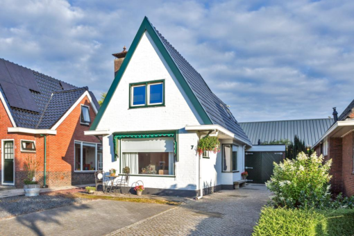 Warreboslaan 7 Surhuisterveen - Hoofdafbeelding.jpg