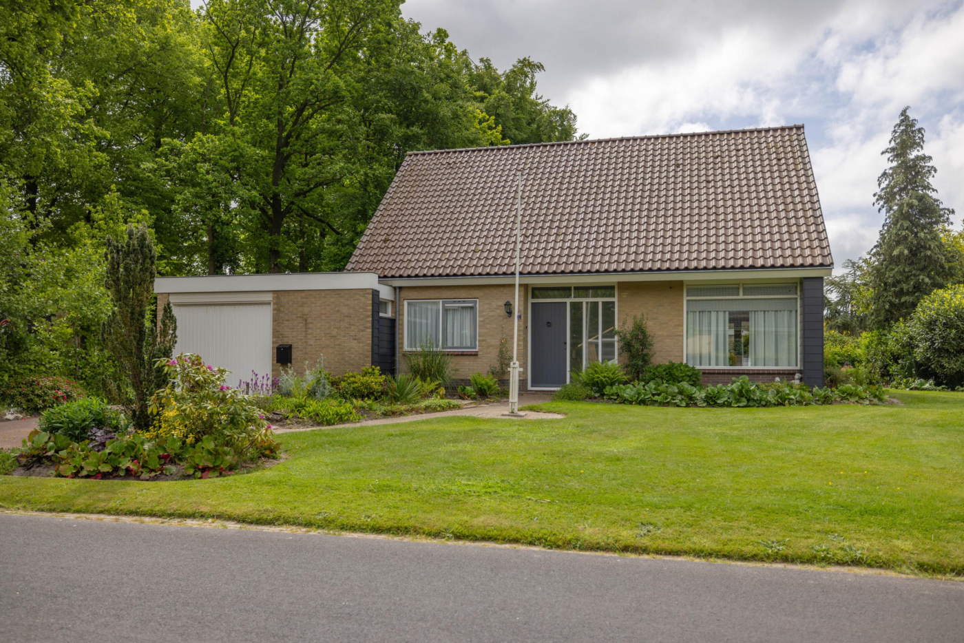 Woldringhstraat 1 Kollum - Hoofdafbeelding.jpg