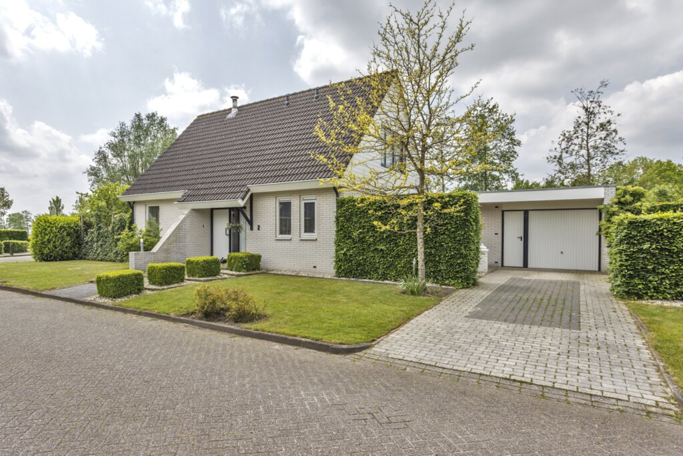 Zuiderkluft 2 Niekerk - Hoofdafbeelding.jpg