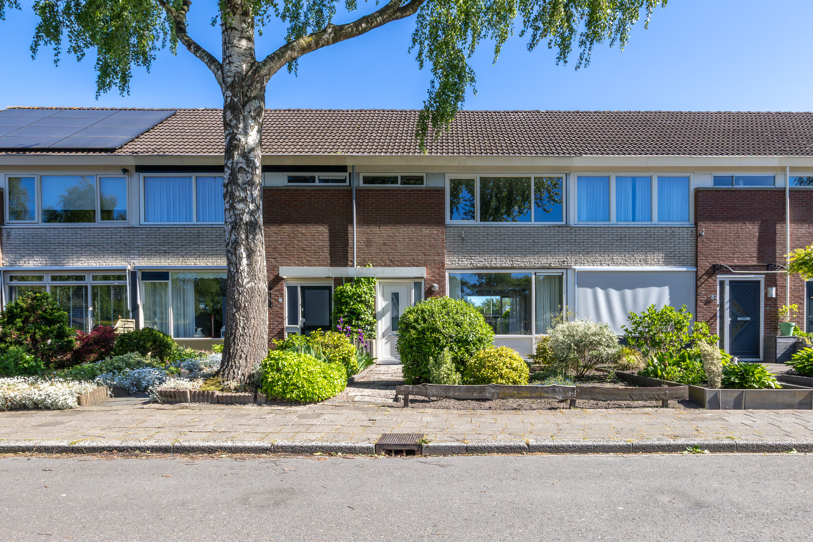 Zwitserlaan 35 Surhuisterveen - Hoofdafbeelding.jpg